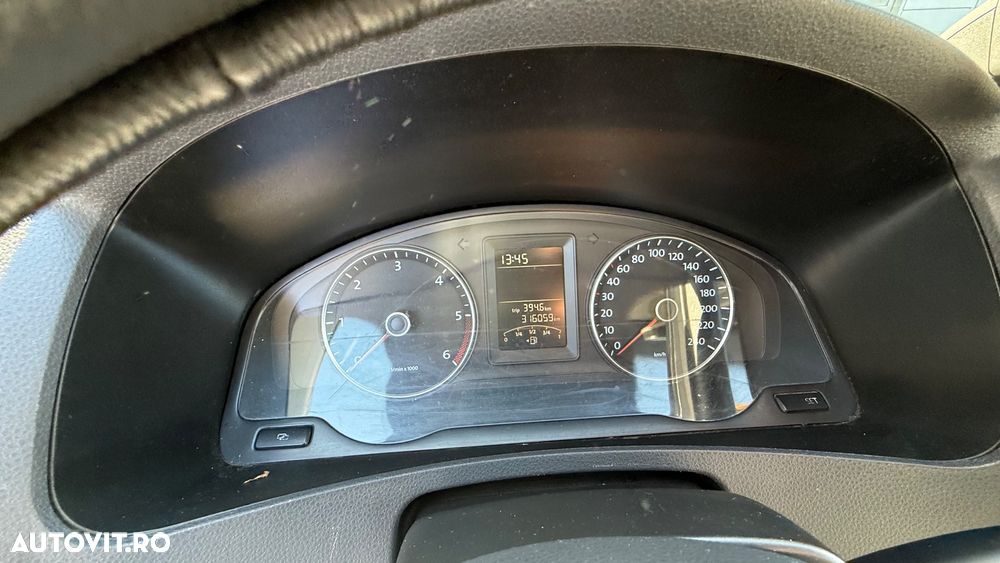 Volkswagen Caravelle - 2