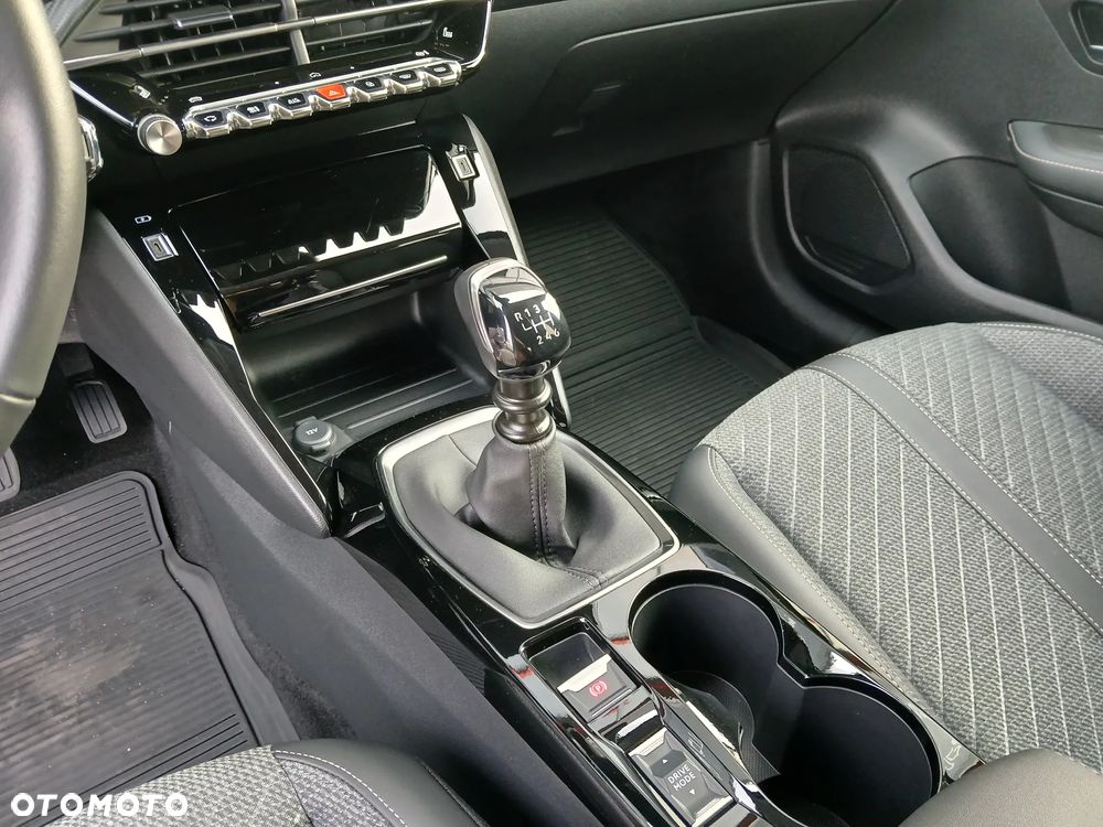 Peugeot 208 1.2 PureTech Allure S&S - 13