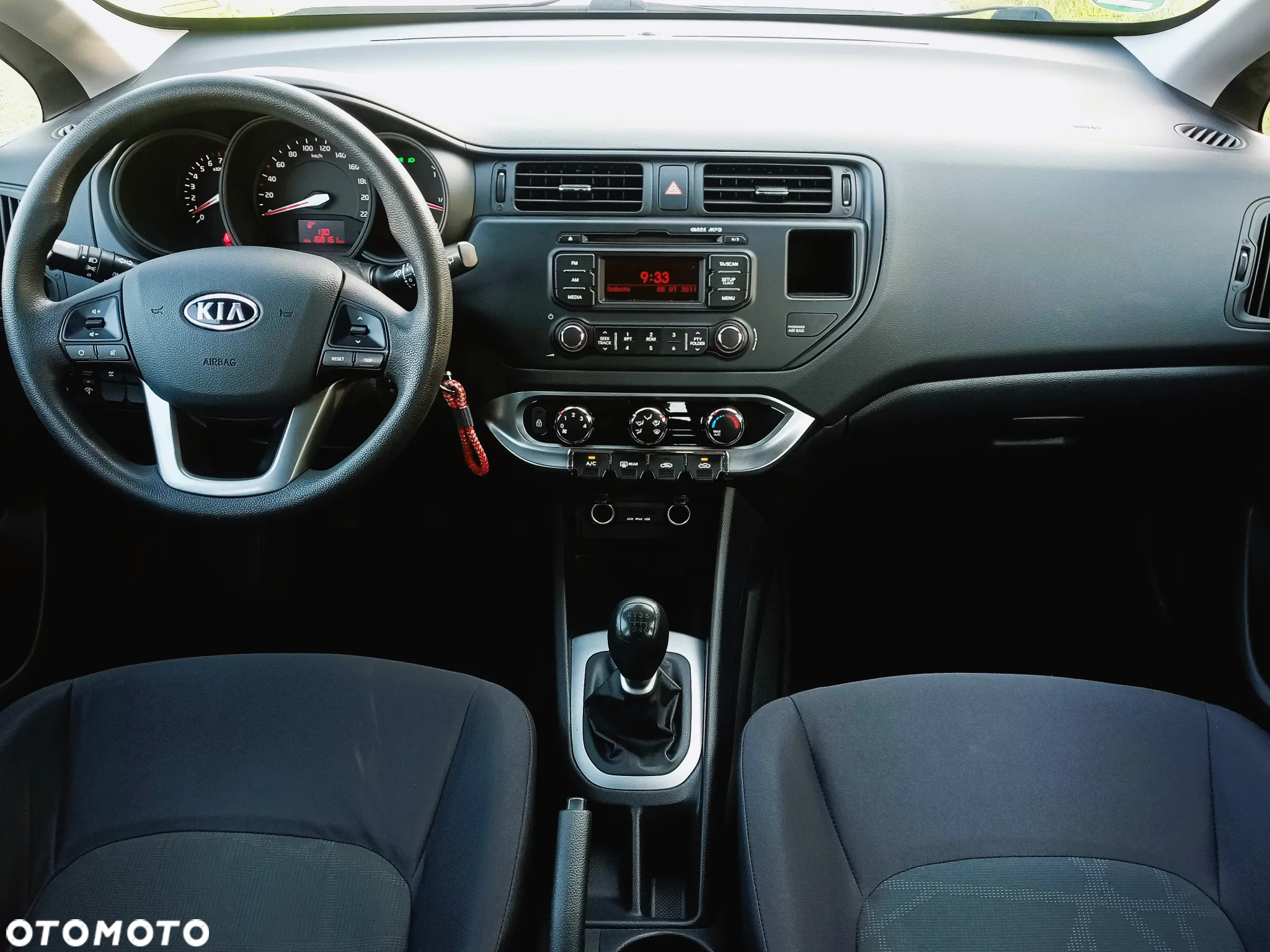 Kia Rio - 7