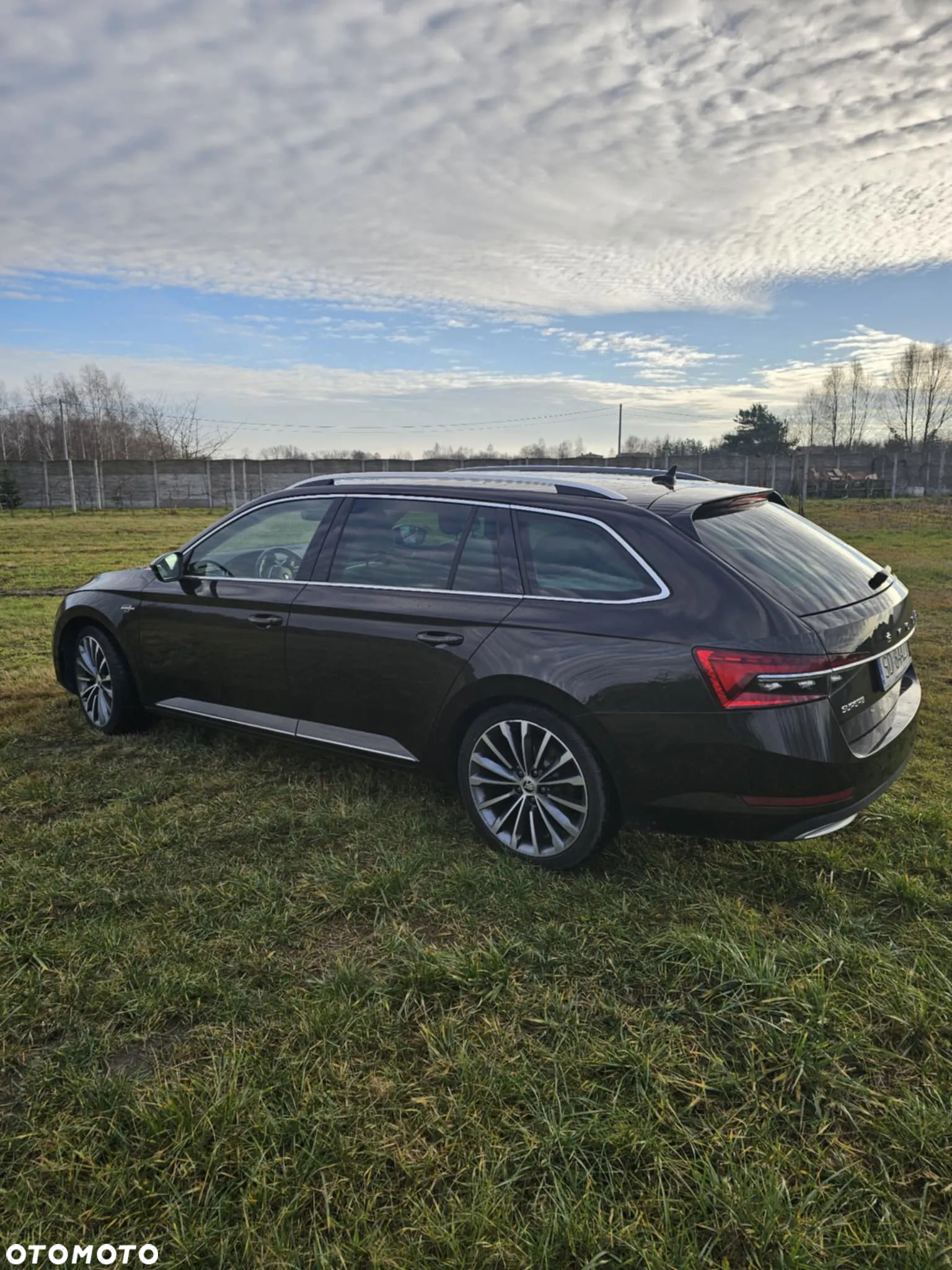 Skoda Superb 2.0 TDI SCR L&K DSG - 17