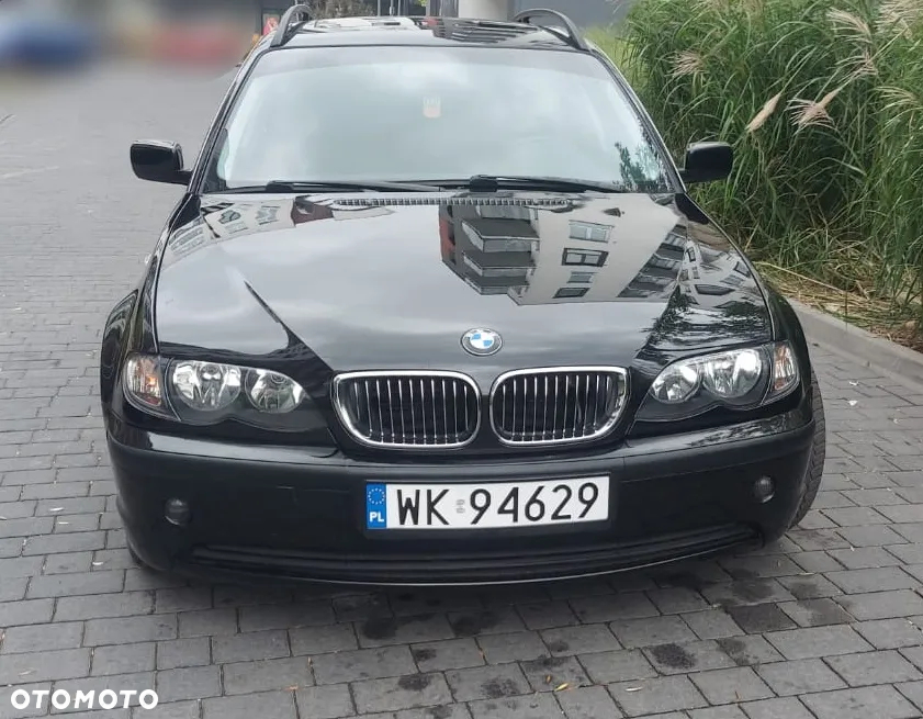 BMW Seria 3 320i Touring - 10