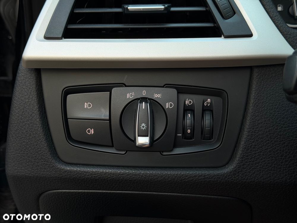 BMW Seria 3 318d Advantage - 21