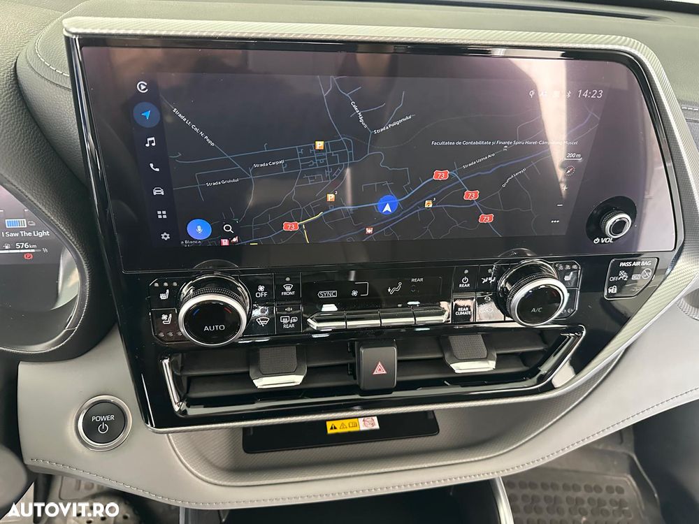 Toyota Highlander 2.5 L Dynamic Force 248CP Luxury Pearly - 34