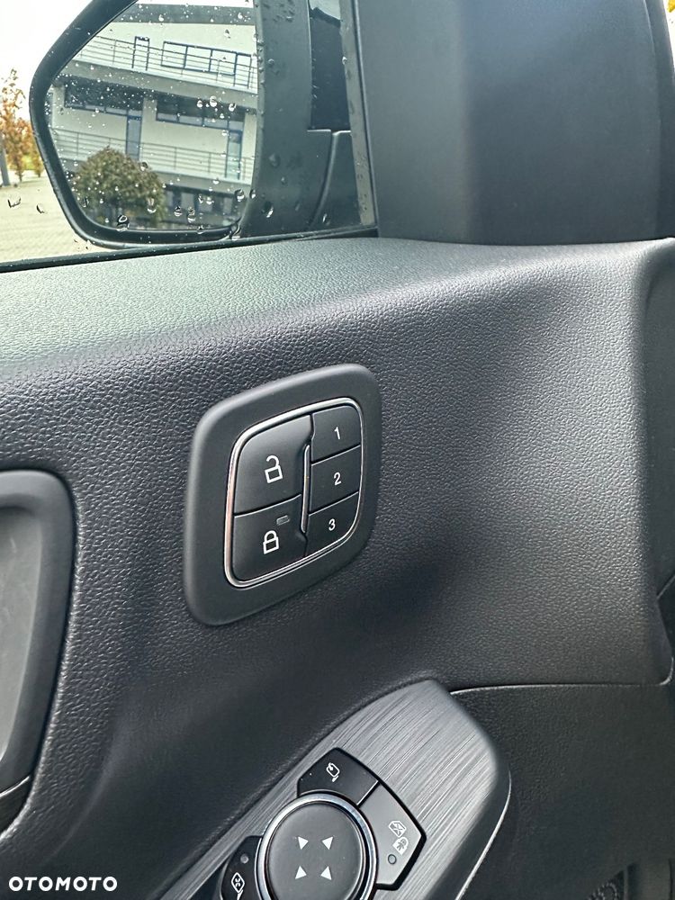 Ford Kuga 2.5P PHEV FWD Vignale - 23