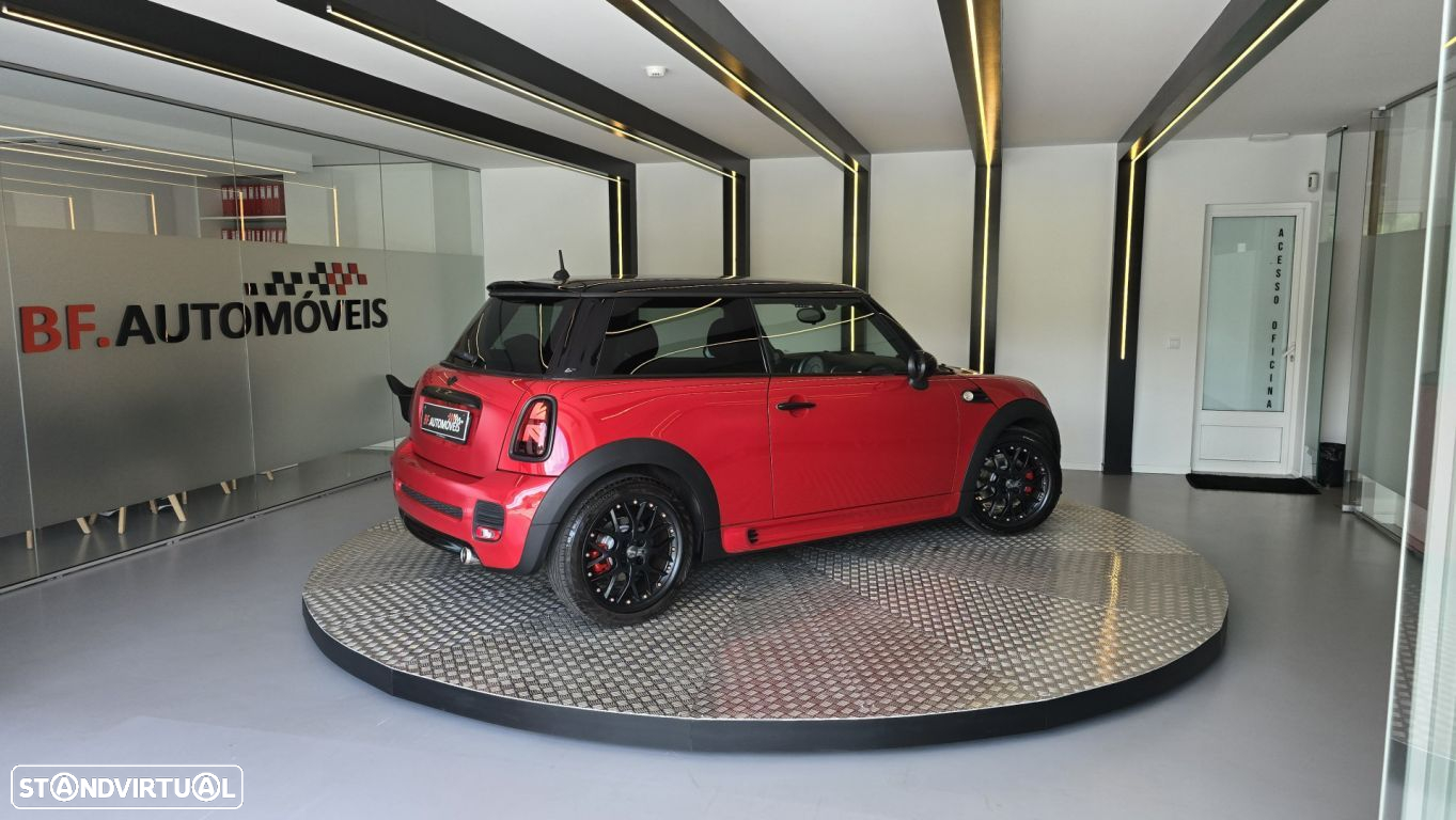 MINI 3 Portas Cooper D - 5