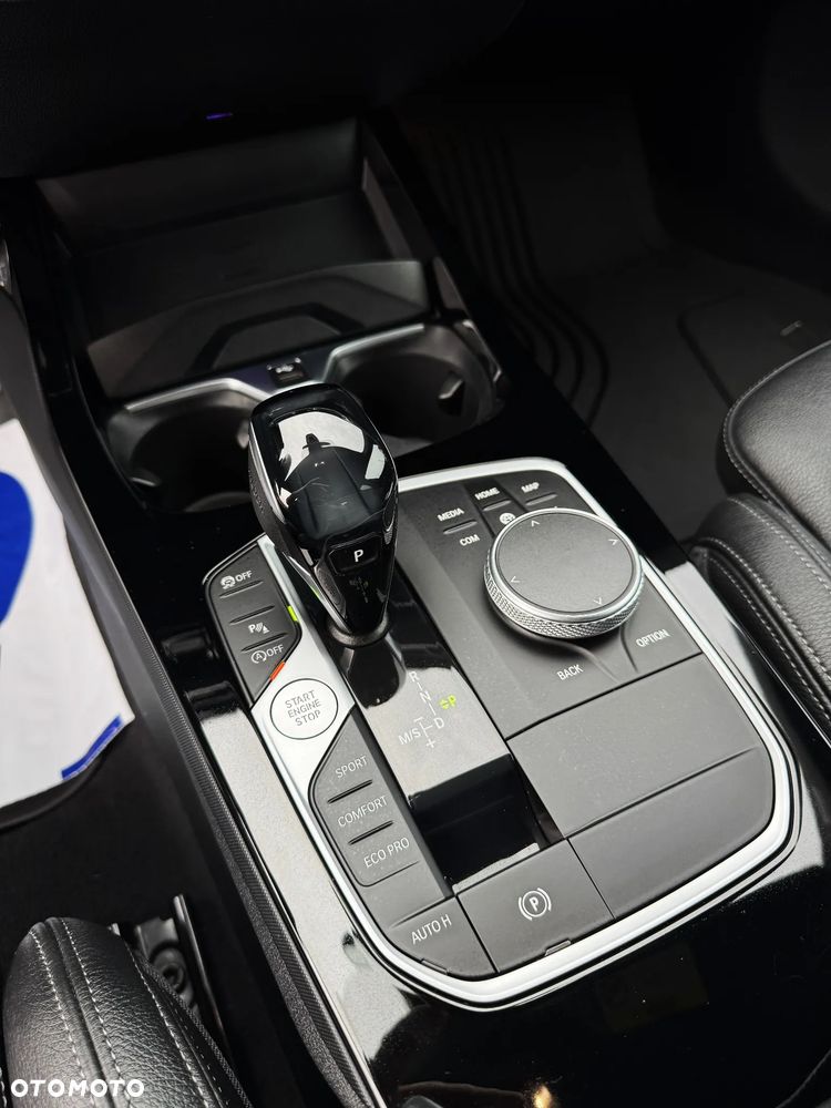 BMW Seria 2 220i M Sport - 38