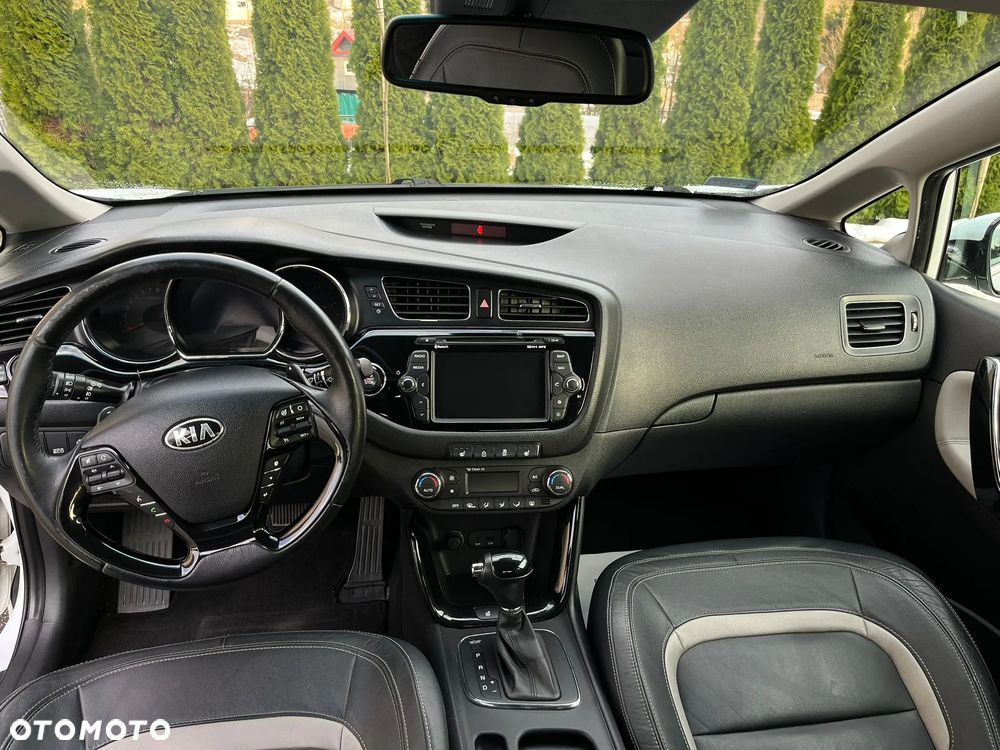 Kia Ceed 1.6 GDI XL DCT - 4