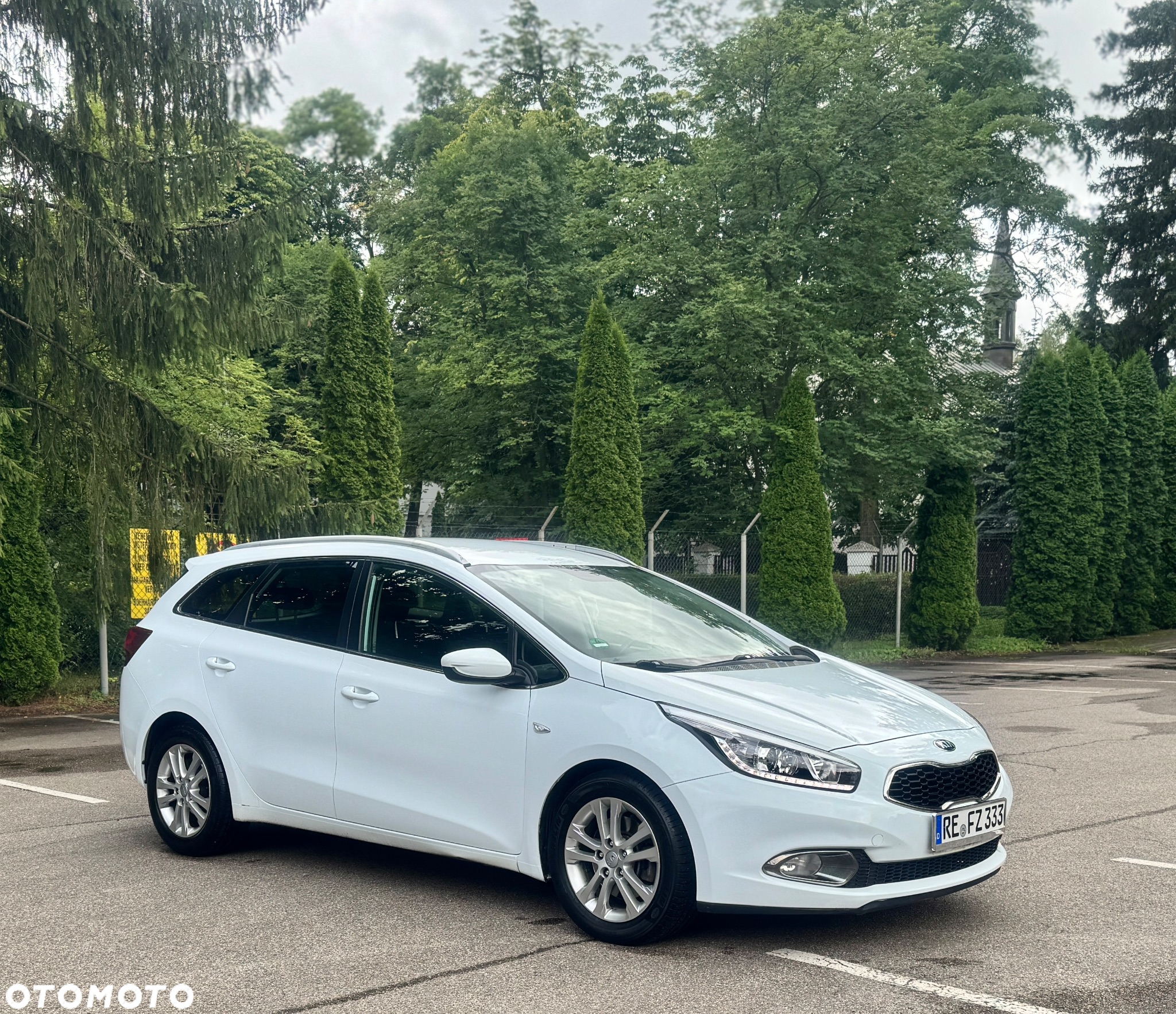 Kia Ceed 1.6 CRDi 128 Fifa World Cup Edition - 9