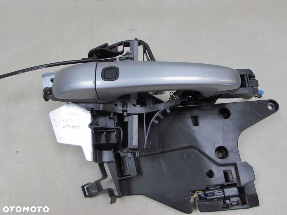 VOLVO KLAMKA ZEWNETRZNA UCHWYT PODSTAWA KASETA PRAWA KEYLESS TYL PRZOD 08663909 30753743 477 - 2