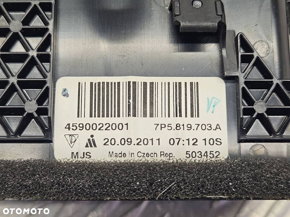 PORSCHE CAYENNE II 10-17R PANEL KRATKA NAWIEWU PRZOD DESKI ROZDZIELCZEJ PRAWA 7P5819704A LEWA 7P5819703A - 7