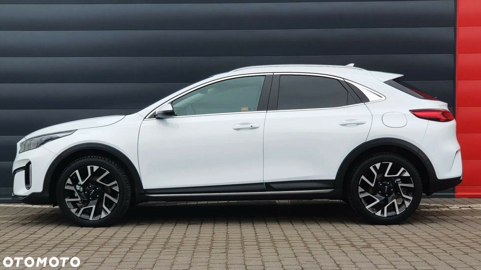 Kia XCeed 1.5 T-GDI Business Line DCT - 7
