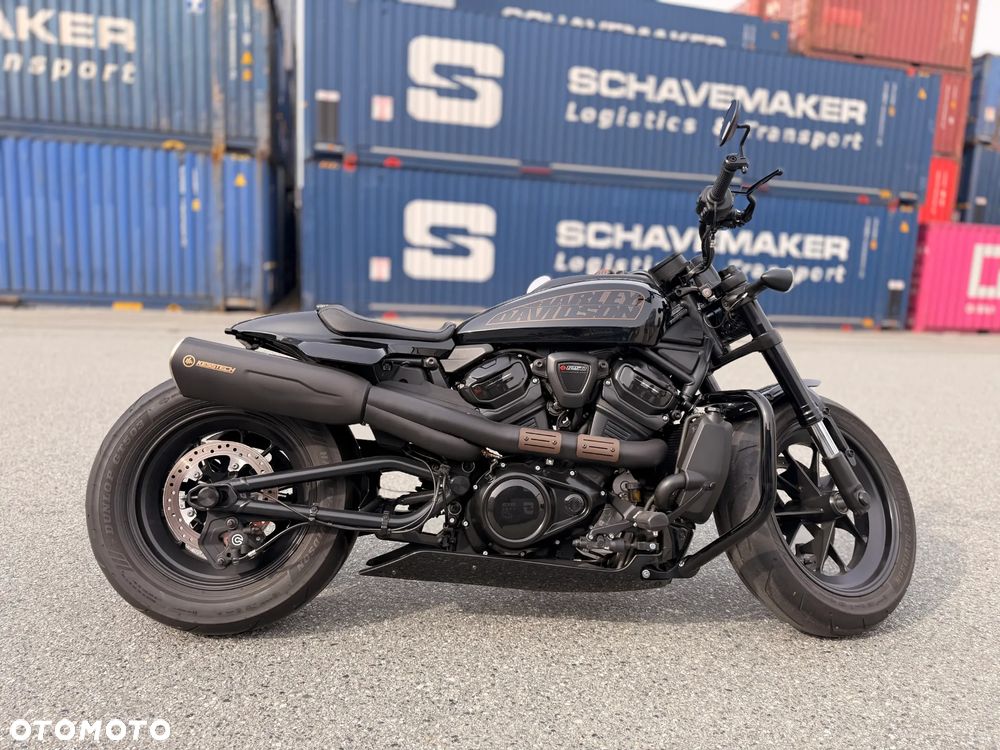 Harley-Davidson Sportster - 1