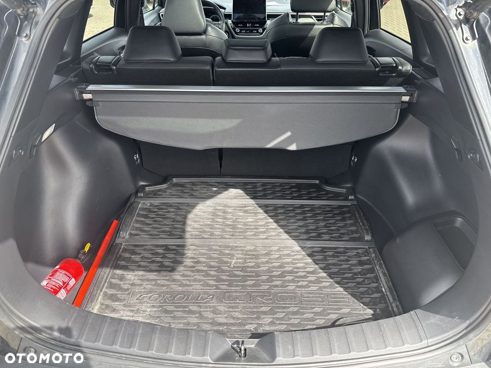 Toyota Corolla Cross 2.0 Hybrid Premiere Edition - 28