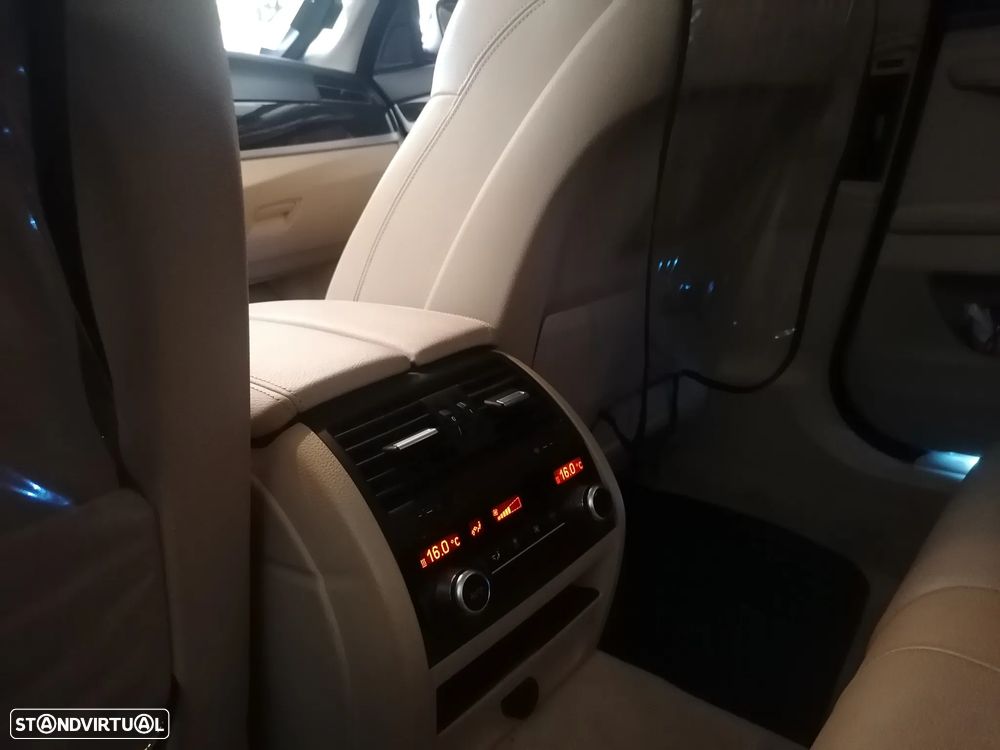 BMW 520 d Aut. Luxury Line - 16