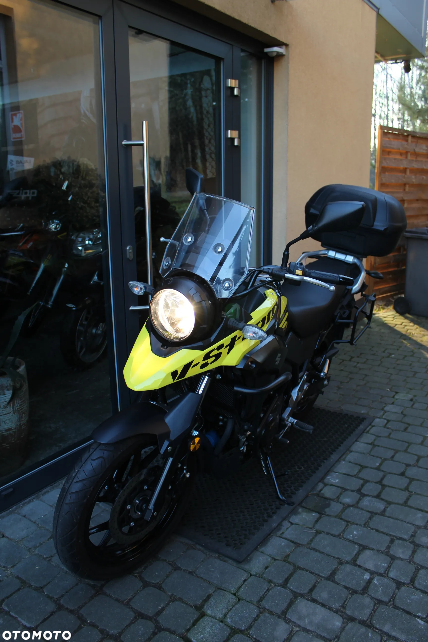 Suzuki DL