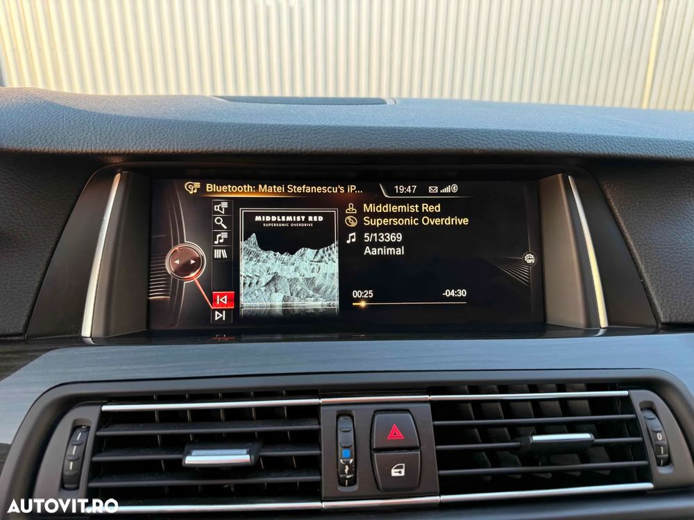 BMW Seria 5 530d xDrive Touring Aut. Luxury Line - 20