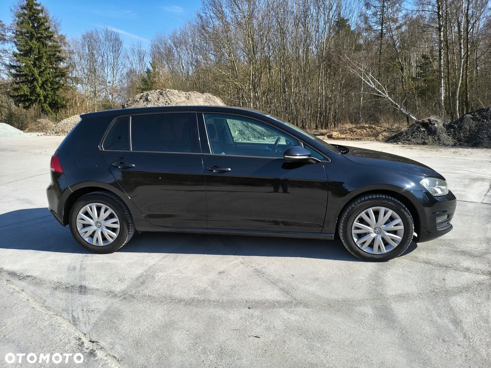 Volkswagen Golf 1.6 TDI Comfortline - 4