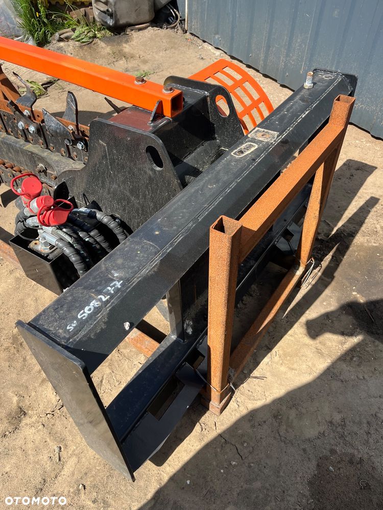 Koparka łańcuchowa do  miniładowarki Bobcat JCB  Cat - 7