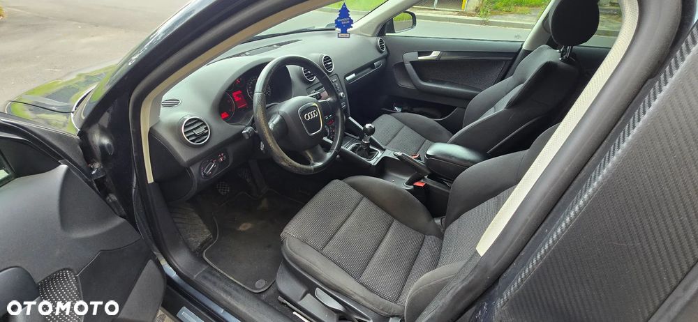 Audi A3 Sportback 2.0 TDI Ambition - 8