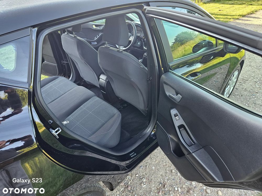 Ford Fiesta 1.1 S&S COOL&CONNECT - 17