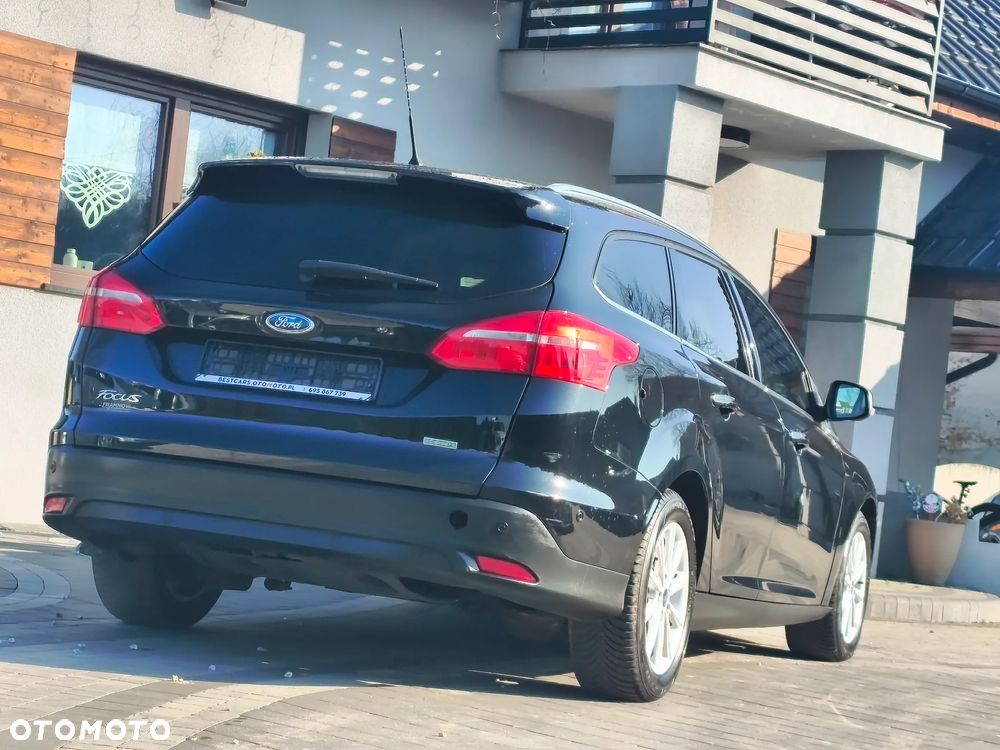 Ford Focus 1.0 EcoBoost STart-Stopp-System TITANIUM - 17