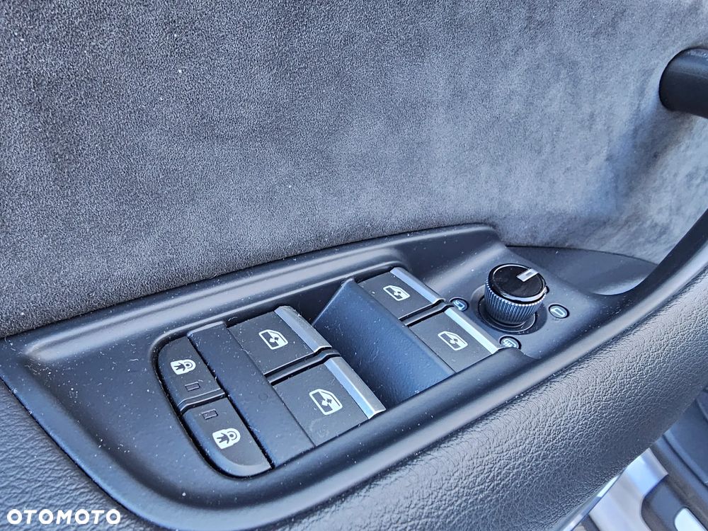 Audi Q8 SUV TDI quattro 210 kW tiptronic - 29