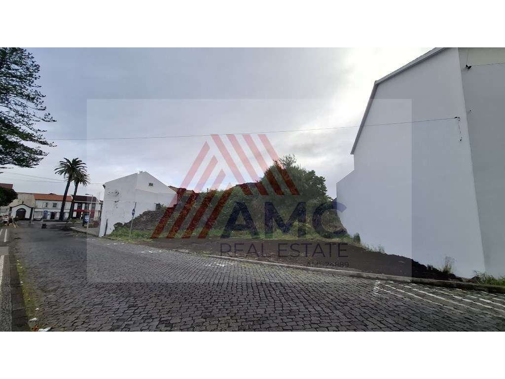 VENDE-SE TERRENO URBANO P/CONSTRUÇÃO NO CENTRO DA VILA DA MADALENA - Grande imagem: 3/7