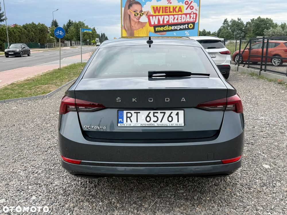 Skoda Octavia 2.0 TDI Ambition - 10