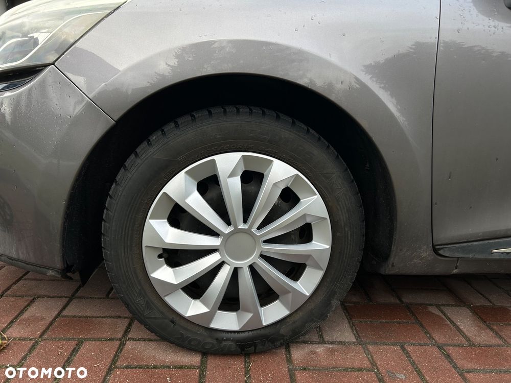 Renault Clio dCi 90 Dynamique - 9