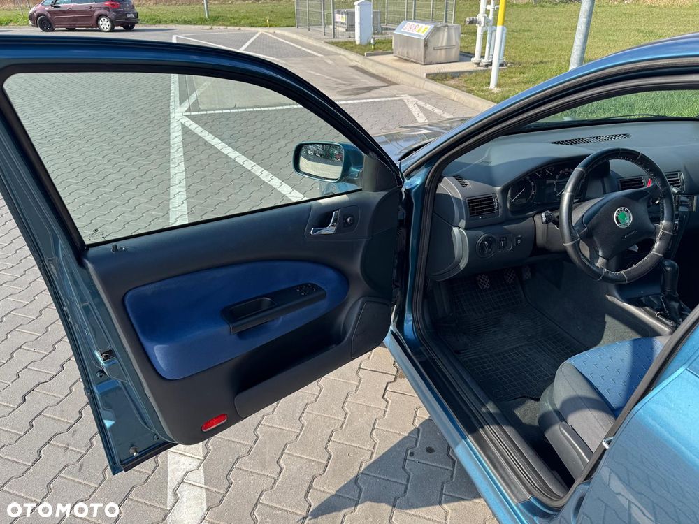 Skoda Octavia 2.0 Ambiente - 7