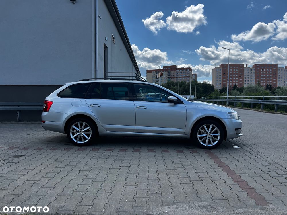 Skoda Octavia 2.0 TDI Elegance DSG - 5