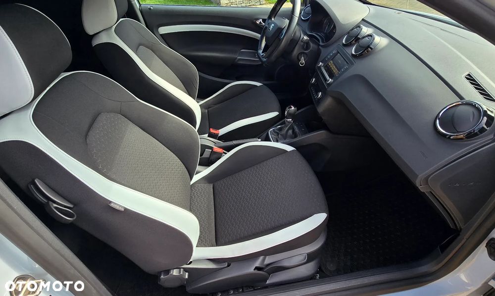 Seat Ibiza SC 1.8 TSI S&S Cupra - 29