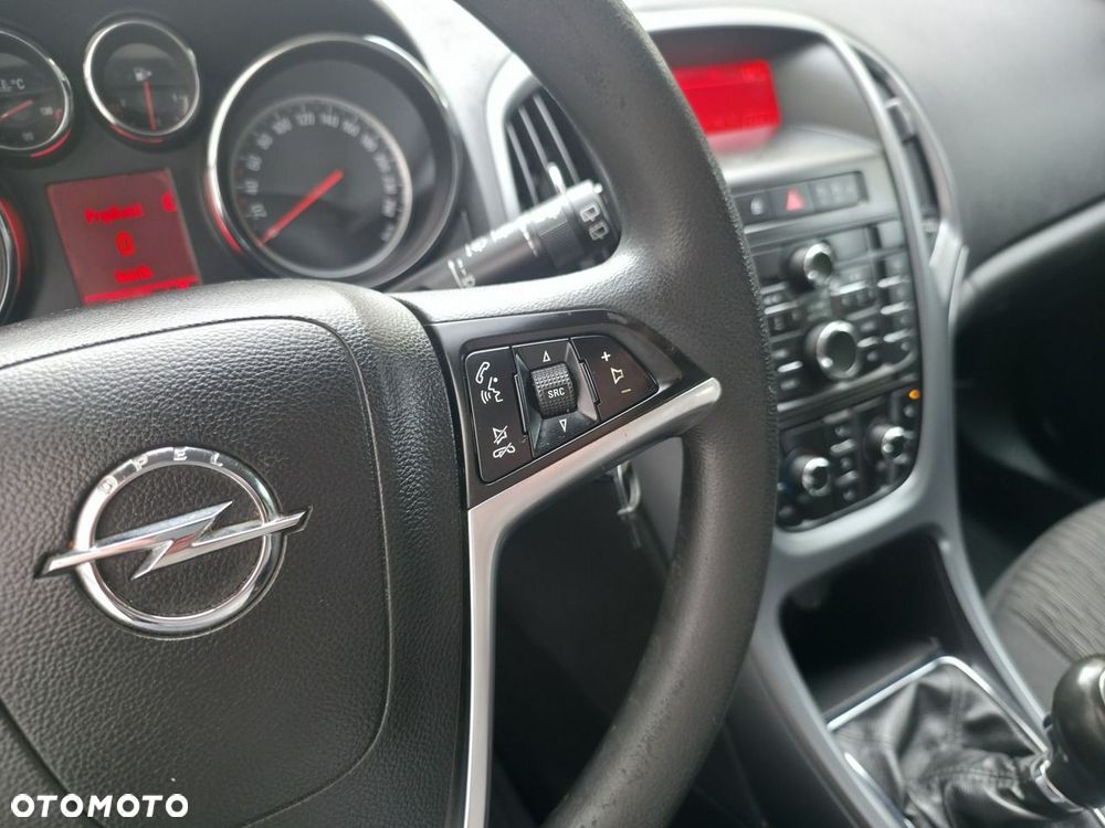 Opel Astra - 17