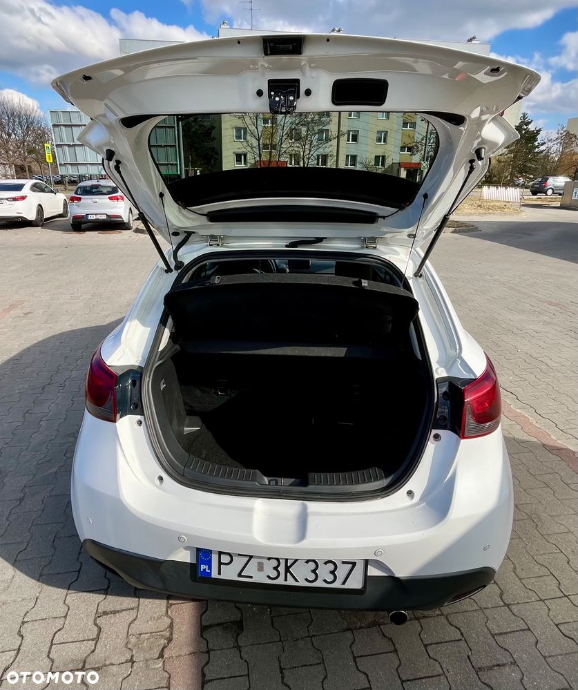 Mazda 2 SKYACTIV-D 105 Exclusive-Line - 16