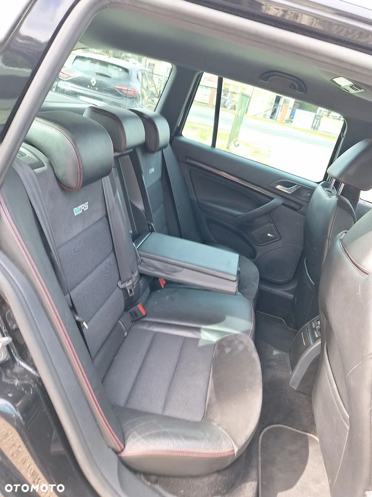 Skoda Octavia 2.0 TDI RS DSG - 23