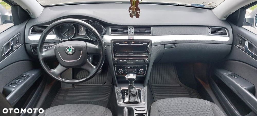 Skoda Superb 3.6 V6 4x4 DSG Elegance - 7