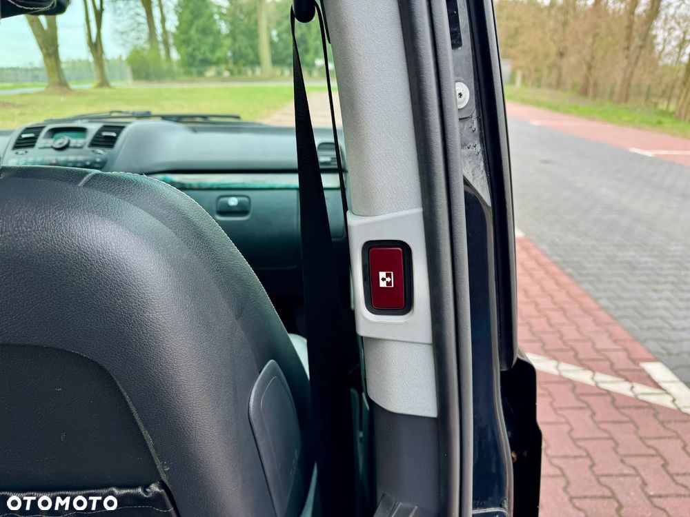 Mercedes-Benz Viano - 21