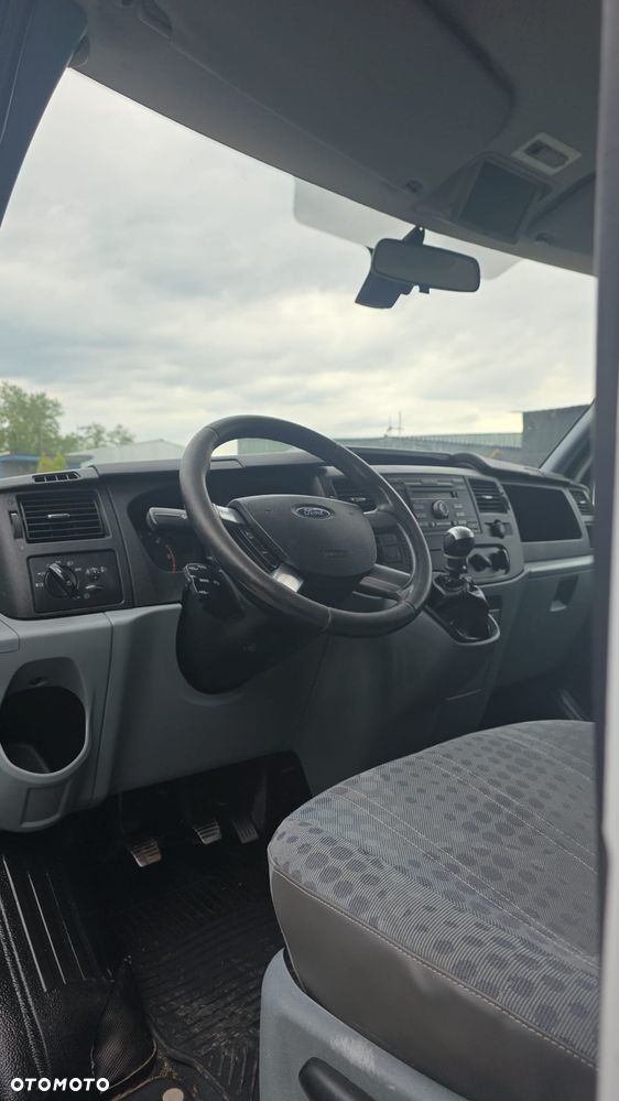 Ford Transit - 27