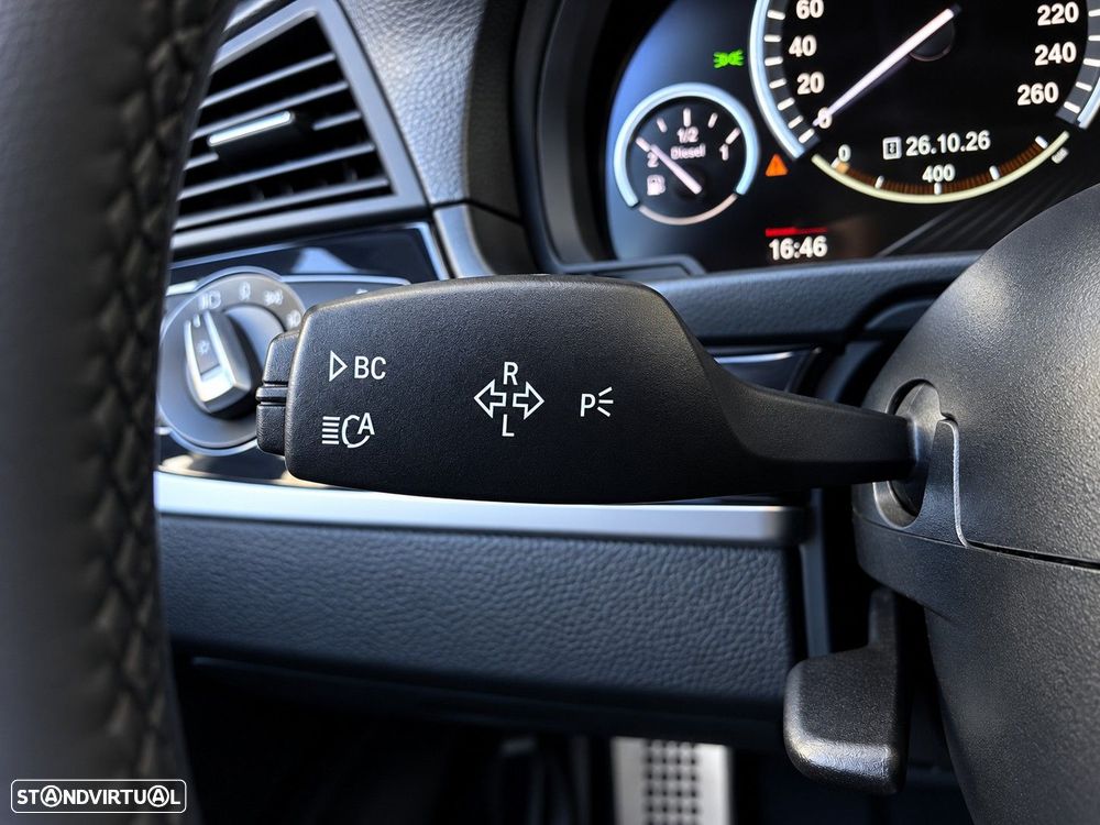 BMW 520 d Pack Desportivo M Auto - 20