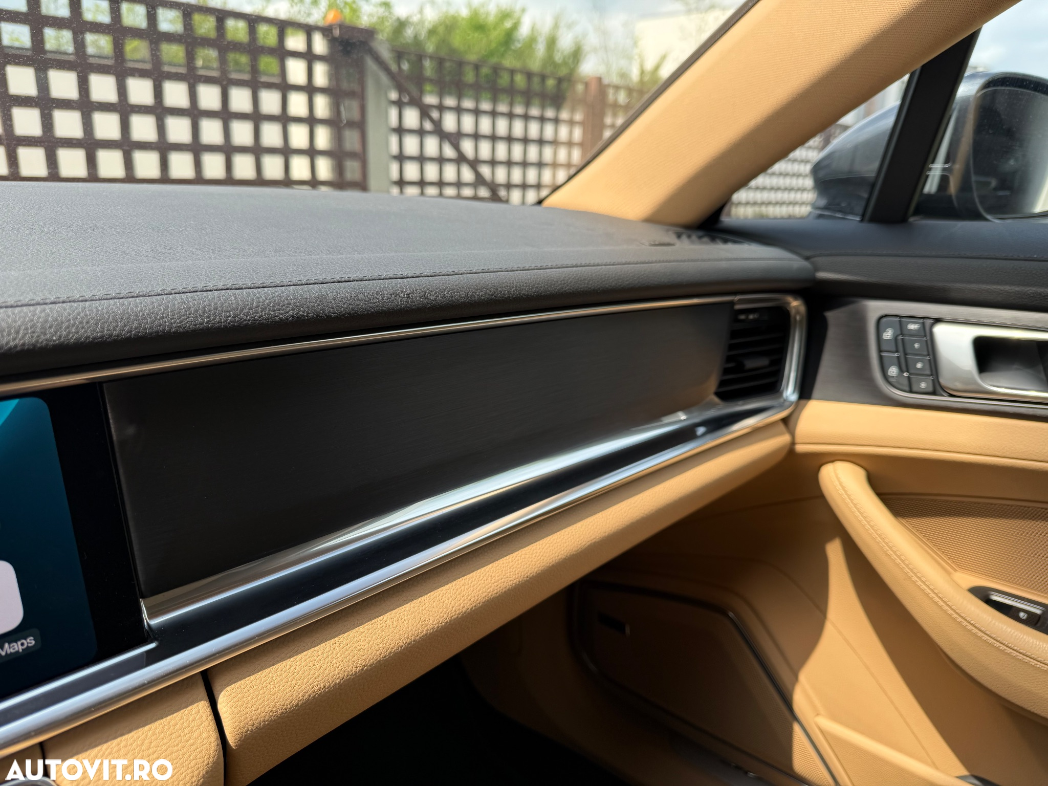 Porsche Panamera 4S Executive - 20