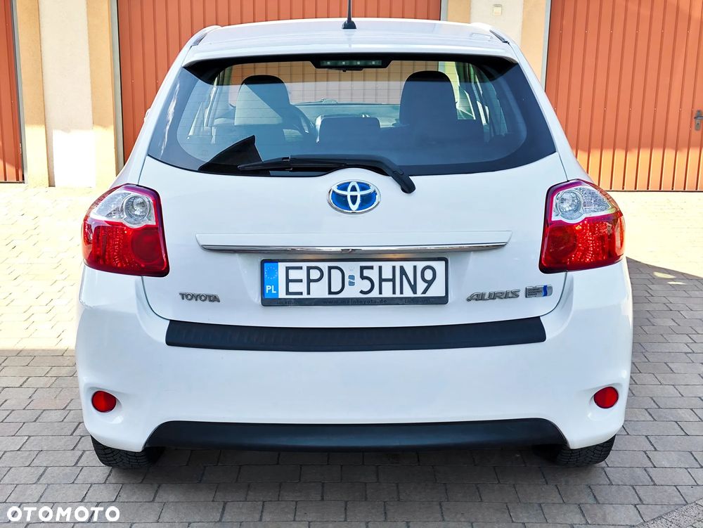 Toyota Auris 1.8 HSD Sol - 15