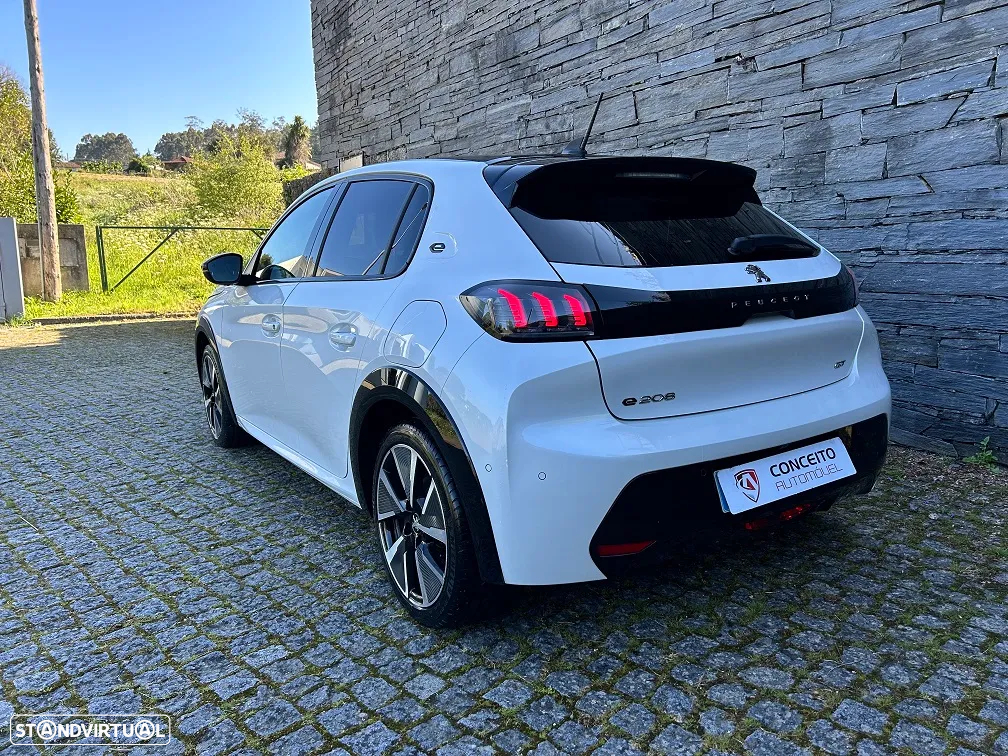 Peugeot e-208 50 kWh GT Line - 7