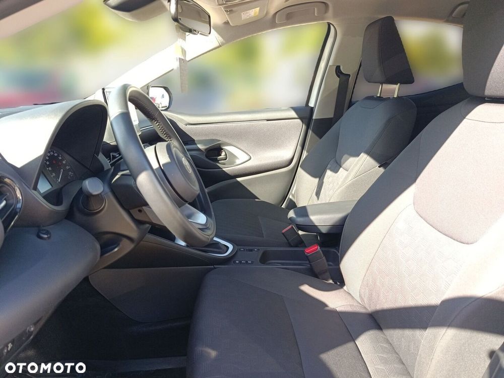Toyota Yaris - 19