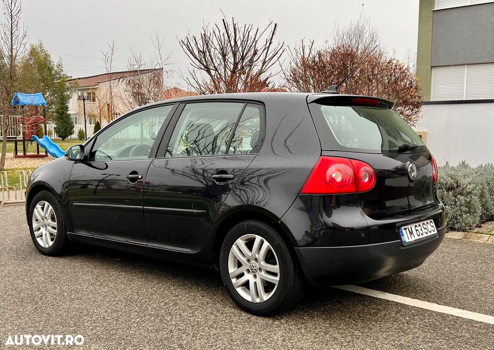 Volkswagen Golf 1.9 TDI DPF Tour Edition - 2