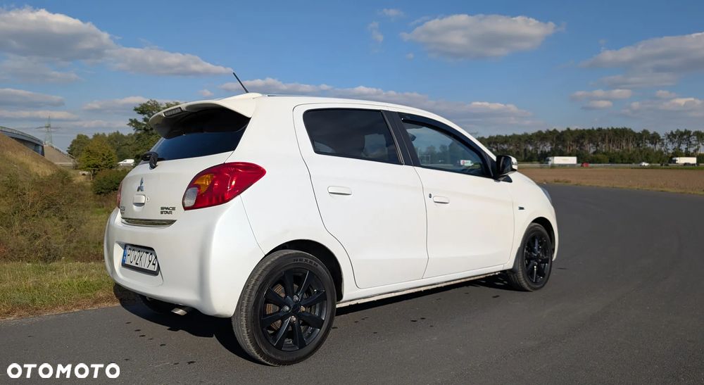 Mitsubishi Space Star 1.2 Intense - 12