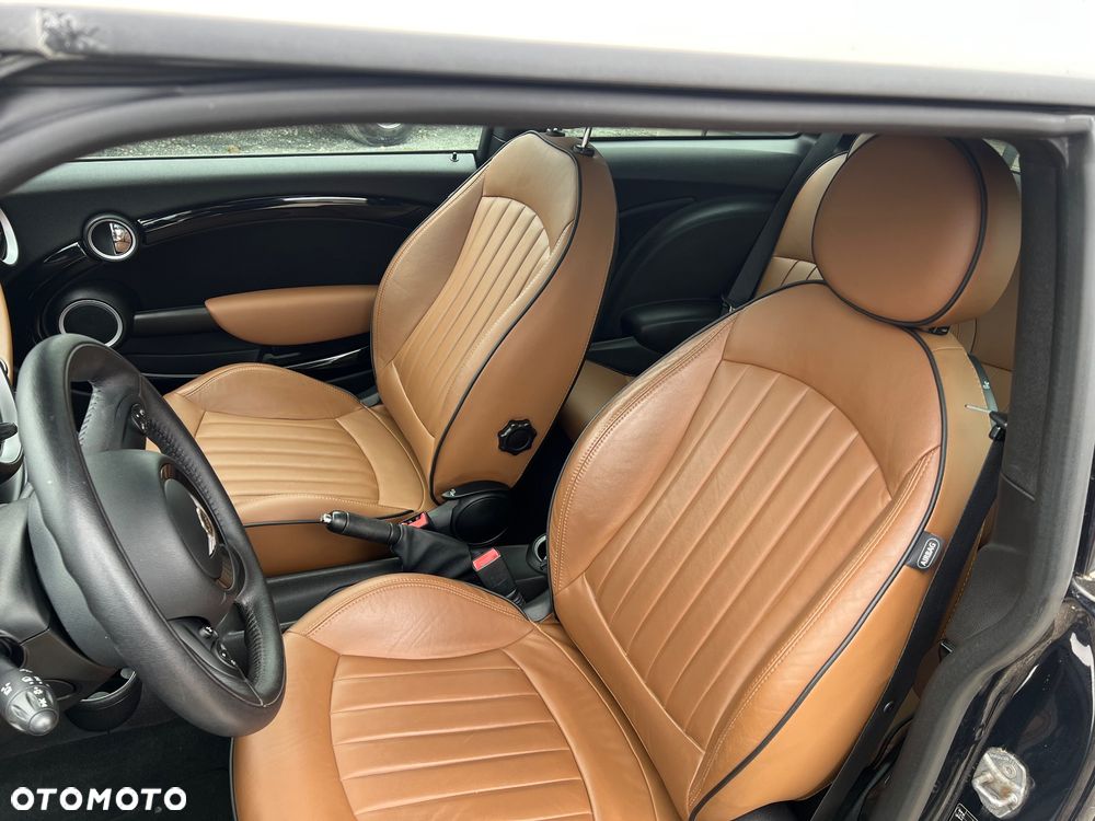 MINI Cooper 50 Mayfair - 27