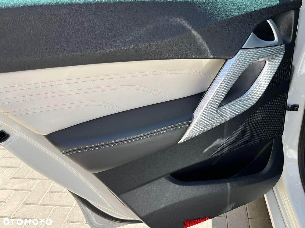Citroën DS5 Hybrid4 EGS6 SportChic - 25