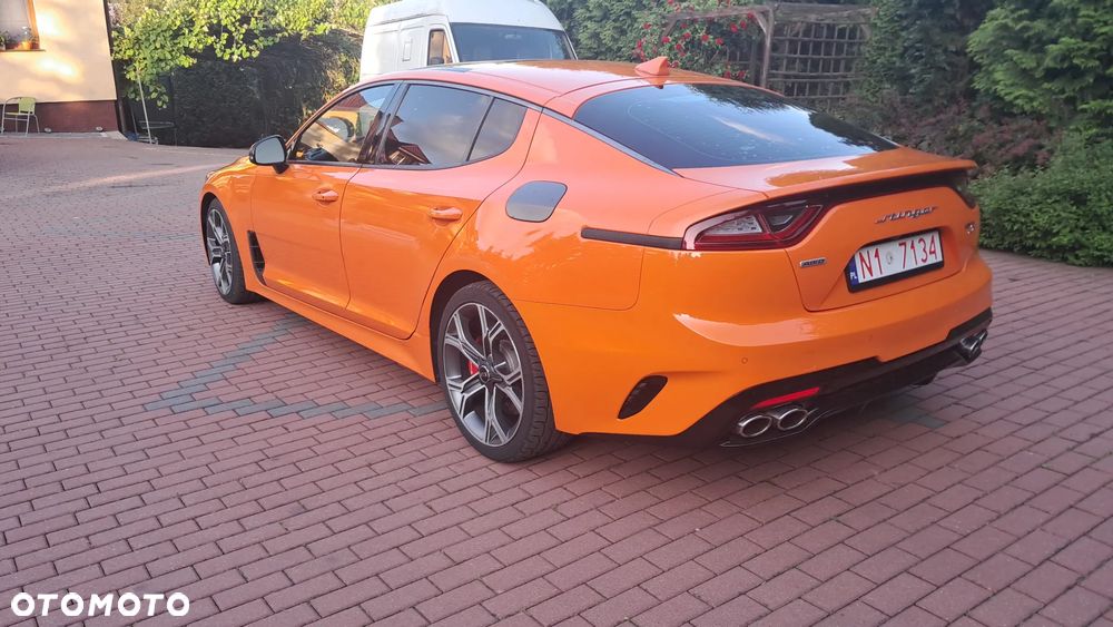 Kia Stinger - 5