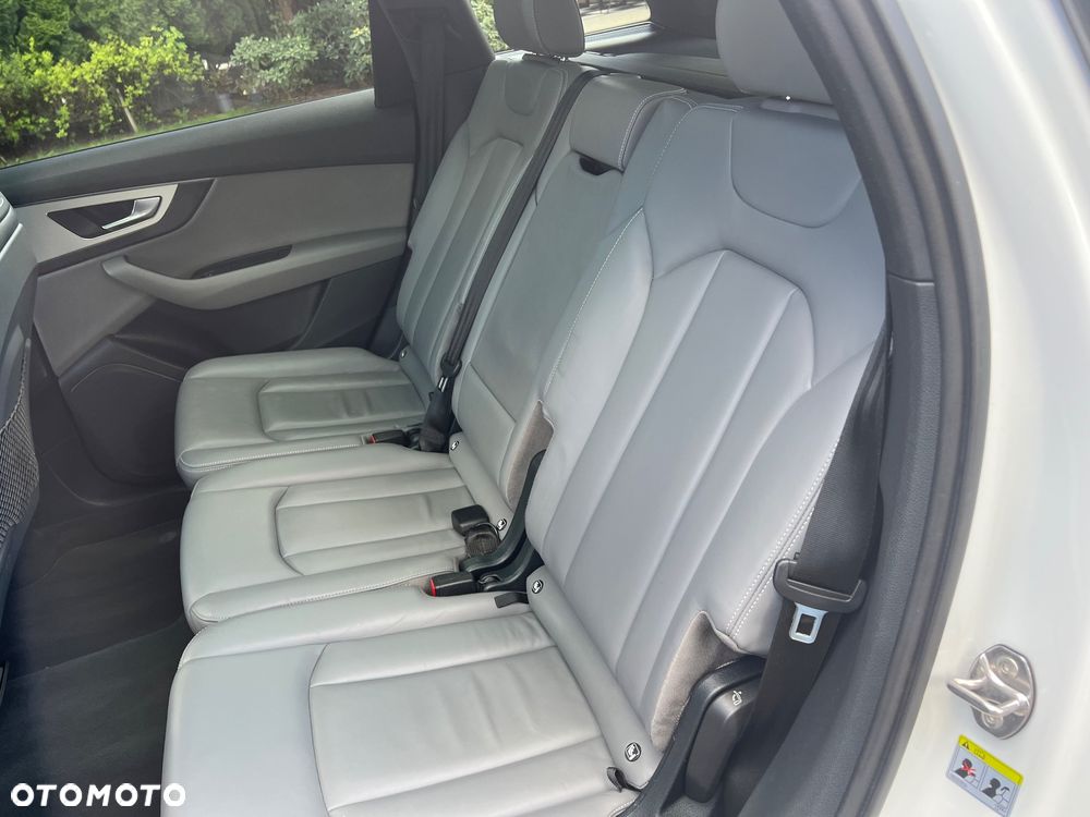 Audi Q7 - 15