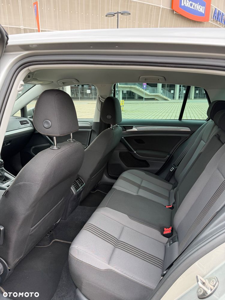 Volkswagen Golf 2.0 TDI BlueMotion Technology Allstar - 17